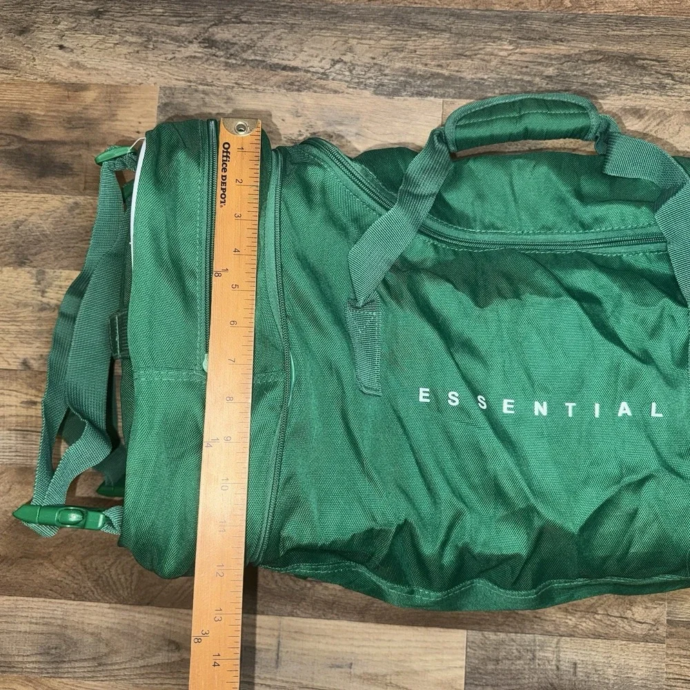 Lacoste Parfums Essential Duffle Bag Green Stow Away